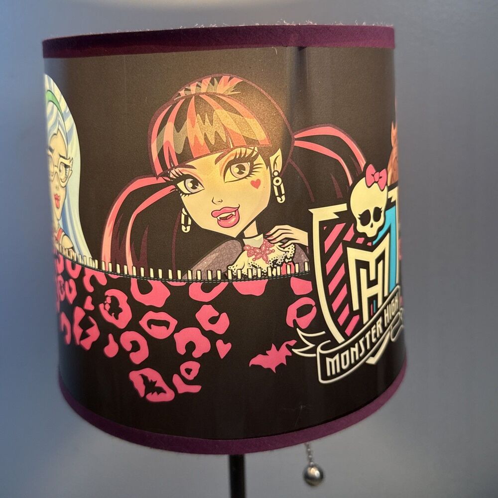 Vintage 2014 Monster High Table Lamp Light with Shade Great Working - Picture 4 of 11